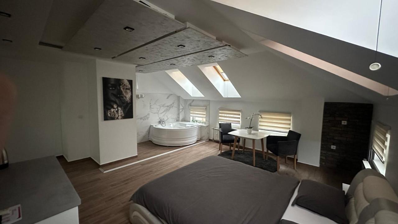 Seti Gorgeous Apartments With Jacuzzi Beograd Bagian luar foto