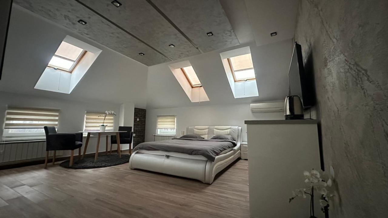 Seti Gorgeous Apartments With Jacuzzi Beograd Bagian luar foto
