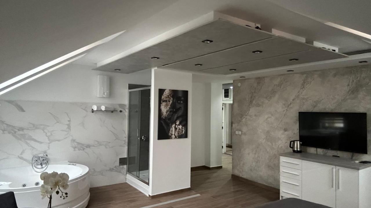 Seti Gorgeous Apartments With Jacuzzi Beograd Bagian luar foto